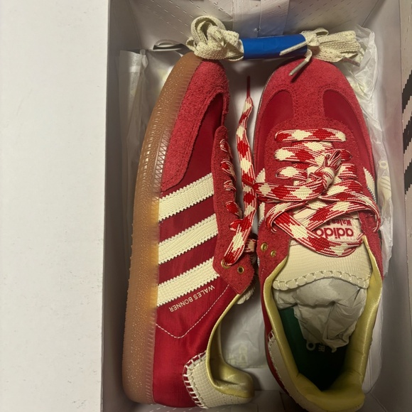 adidas Red and Cream Men's Shoes - Picture 4 of 5